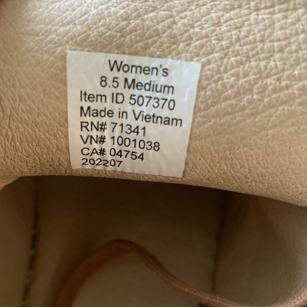 L.L. Bean Women’s Suede Stonington Chukkas-Size 8.5 M In Toasted Coconut - Picture 12 of 12